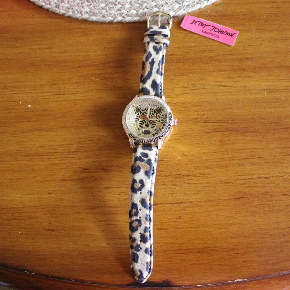 BRAND NEW AUTHETIC BETSEY JOHNSON LEOPARD BLING WRISTWATCH STUNNING!! - Picture 10 of 10